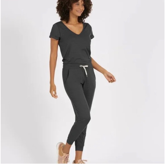 lululemon athletica Pants - Vuori All Day Romper Size Medium - Charcoal Grey